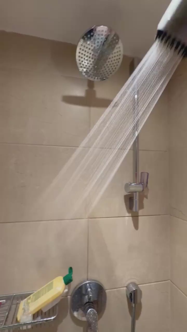 Demonstrație video a presiunii apei oferite de capul de duș Ferani Spa
